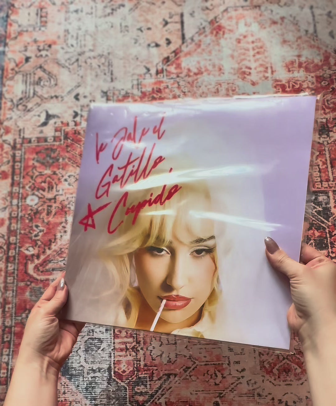 "Le jalé el Gatillo a Cupido" - Edición Limitada Heart Shaped Vinilo